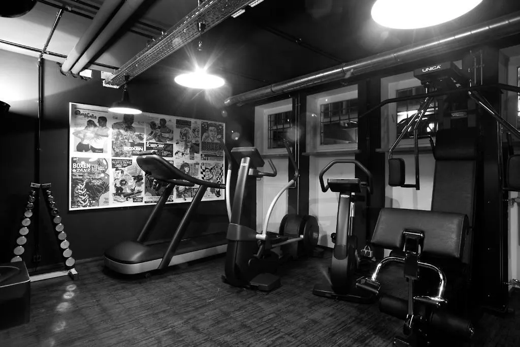 Henri Hotel Hamburg Downtown 4*,
